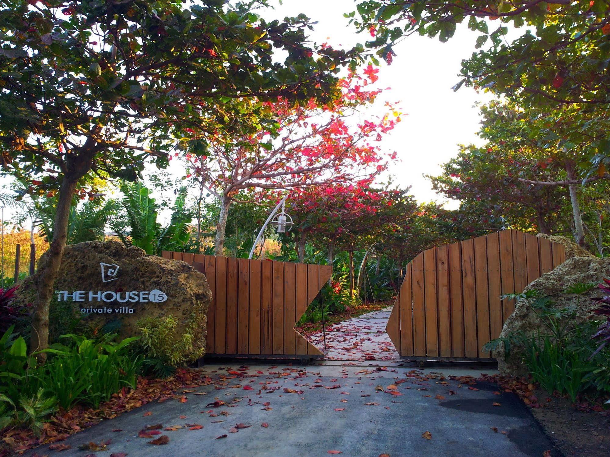 The House 15 Villa Hengchun Exterior photo